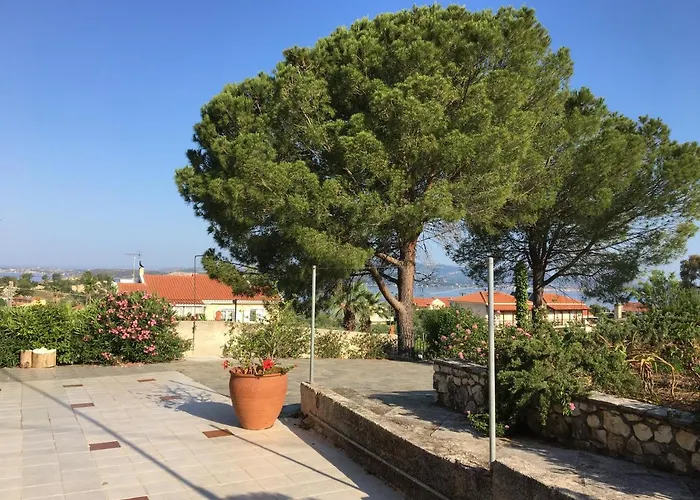 Despina Studios And * Lassi (Kefalonia)