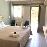 Despina And Lassi (Kefalonia)
